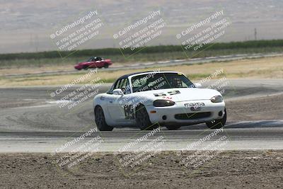 media/Jun-01-2024-CalClub SCCA (Sat) [[0aa0dc4a91]]/Group 3/Race/